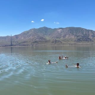 2 Hour Salt Lake Boat Tour with Swimming on the Lake 7