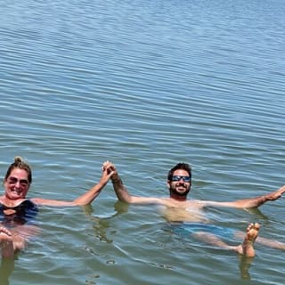 2 Hour Salt Lake Boat Tour with Swimming on the Lake 9