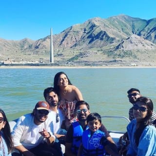 2 Hour Salt Lake Boat Tour with Swimming on the Lake 11