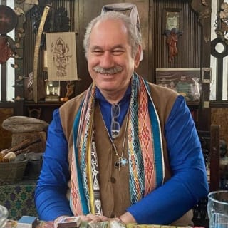 Therapeutic Tarot Session with Pedro Engel 4