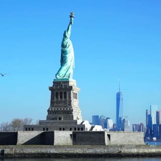 Statue of Liberty & Ellis Island: Entrance + Tour of 9/11 Memorial & Wall Street 3