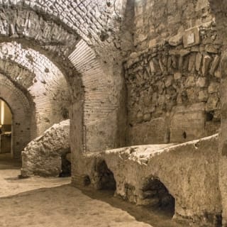 Complesso di San Lorenzo Maggiore: Ingresso Riservato a La Neapolis Sotterrata 2