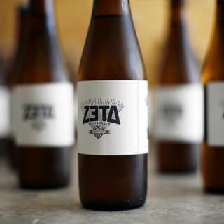 Cervezas y tapas en El Muro de Juego de Tronos 3