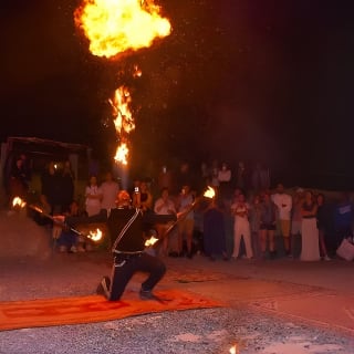 Coucher de soleil & Dîner dans le désert Agafay Marrakech avec les chameaux 7