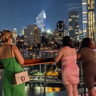 NYC: Party at the Best Rooftops and Clubs in New York City 35