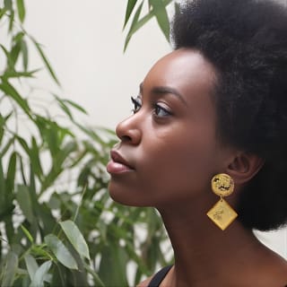 Gestalte deinen personalisierten Luxus-Schmuck in Le Marais, im Herzen von Paris! 6