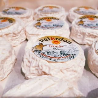 Fromagerie Danard : apéro fromages artisanaux et vins locaux 1