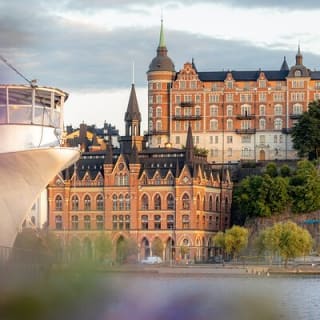Golden hour photo walk in the heart of Stockholm 10