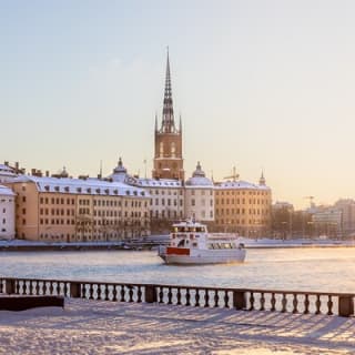 Golden hour photo walk in the heart of Stockholm 12