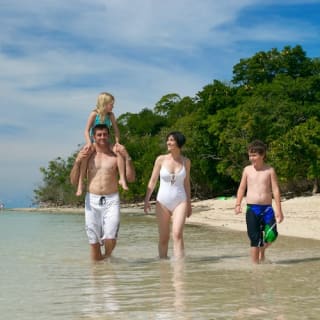 Green Island Tour: Catamaran Cruise from Cairns 5