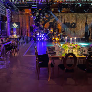 Cocktail Countdown: NYE Party with Open Bar 4