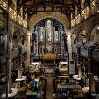 Mayfair Exploration Game, London City Mystery Walk with pub/cafe stops 2