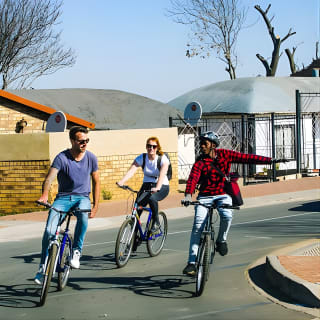 Guided Bicycle Tour of Soweto with Lunch 15