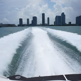 Bénéficiez d'une visite privée en bateau à grande vitesse, style VIP, au cœur de Miami 3
