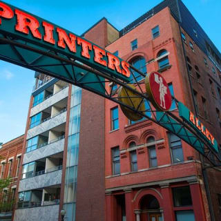 Booze, Bootleggers & Banshees: Music City's Haunted Pub Crawl 5