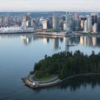 Vancouver: Capilano Suspension Bridge Park & City Tour 58