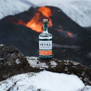 Icelandic Adventure Bar: Cocktail Experience & Obstacle Course! 3