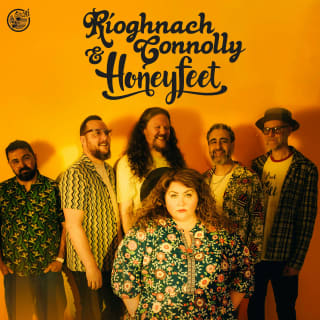 Rioghnach Connolly & Honeyfeet 1