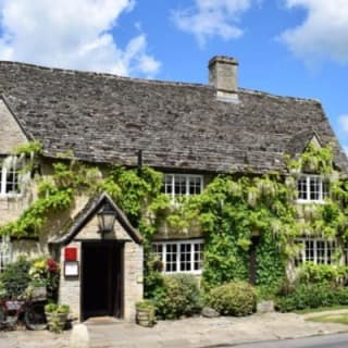 Cotswolds Villages Full-Day Small-Group Tour from Oxford 8