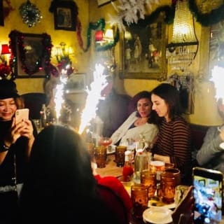 New York: Speakeasy Drinks and Prohibition History Tour 4