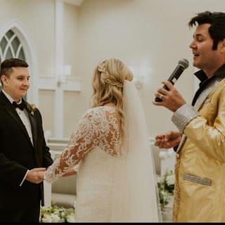 Las Vegas: Elvis Wedding Ceremony 6