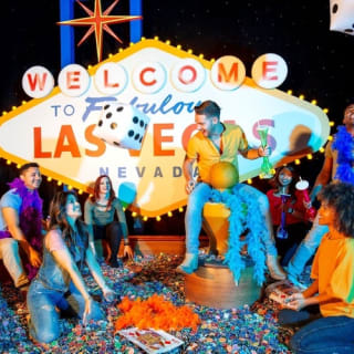 Madame Tussauds Las Vegas + Gondola Ride + Meal at Buddy V's 5
