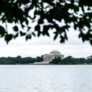 Best of DC Plus US Capitol and National Archives Reserved Entry 3
