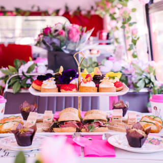 Classic Afternoon Tea London Sightseeing Bus Tour 2