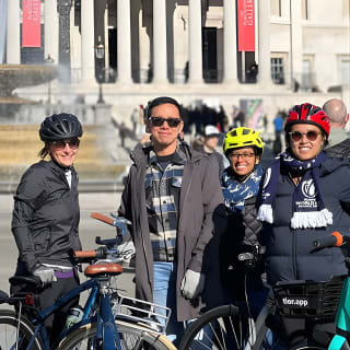 Fun Bike Ride to LDN Landmarks +quirky facts+post ride pint 18