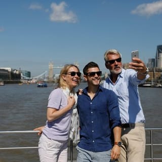 Lunch River Cruise on the Thames with 2-Course Meal 6
