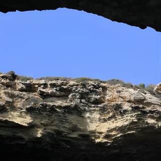 Comino, Blue Lagoon and Caves. Tour A 4