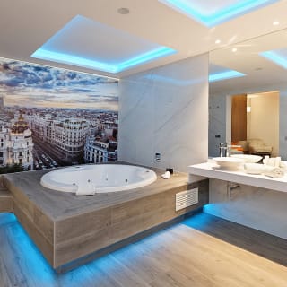 Grupotel Mayorazgo: notte romantica per 2 con colazione e altro 6