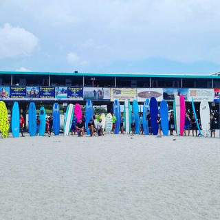 One Hour Surf Lesson with Experienced Instructor 2