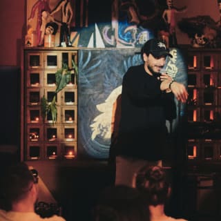 Le Loup Comedy République : Un show de stand-up hilarant ! 5