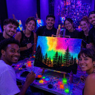 Pinta Luz Art & Wine, Neonmalerei-Workshop Nur Für Erwachsene 3