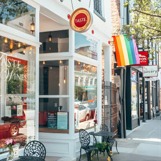 Louisville Food and History Walking Tour of NuLu 4