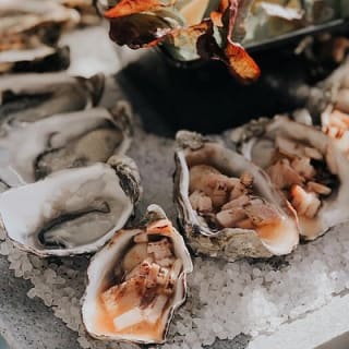 Deep-to-Dish: Tasmanian Seafood Experience  3
