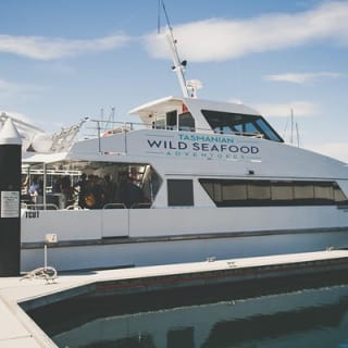 Deep-to-Dish: Tasmanian Seafood Experience  4