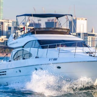 Dubai Marina: noleggio yacht di lusso 58 piedi – Etosha 2