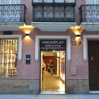 Wine and Tapas Pairing in Seville: 4 Wines + 4 Tapas 3