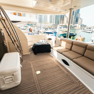 Dubai Marina: noleggio yacht di lusso 58 piedi – Etosha 4