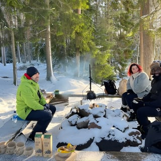Winter Wonderland Hike in a National Park  5