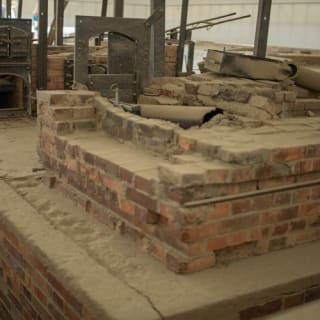 Sachsenhausen Concentration Camp Memorial: Guided Tour + Bus from Berlin 5