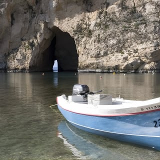 Discover GOZO, Comino, the BLUE LAGOON & Caves 8