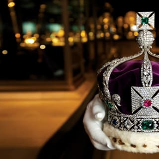 Tower of London: An Iconic and Intriguing Location! 2