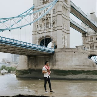 Private Vacation Photography Session with Local Photographer in London 4