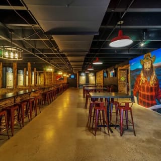Axe Throwing Experience mit privater Spur und Coach in Nashville 12