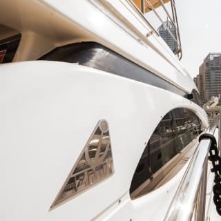 Dubai Marina: noleggio yacht di lusso 58 piedi – Etosha 16