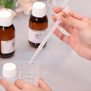 Cours de fabrication de parfum et visite guidée du musée des parfums Fragonard 3