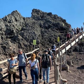 Vesuvio e Pompei: ingresso Skip-The-Line, audioguida e andata e ritorno 2